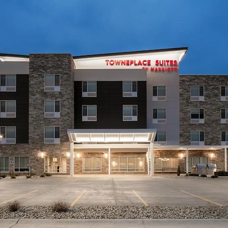 Towneplace Suites By Marriott Ошкош Екстериор снимка