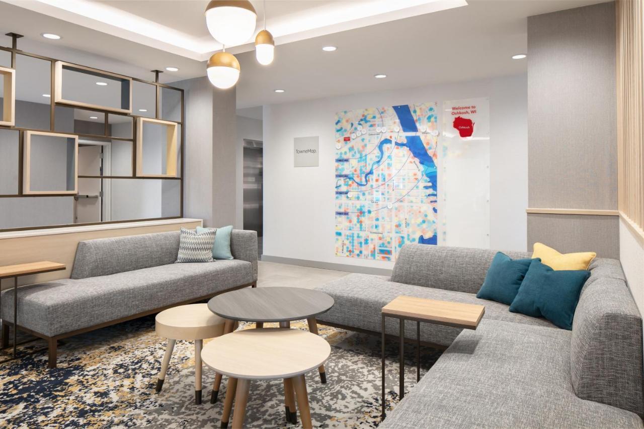 Towneplace Suites By Marriott Ошкош Екстериор снимка