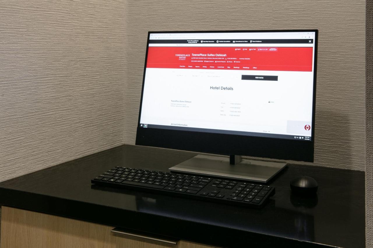 Towneplace Suites By Marriott Ошкош Екстериор снимка